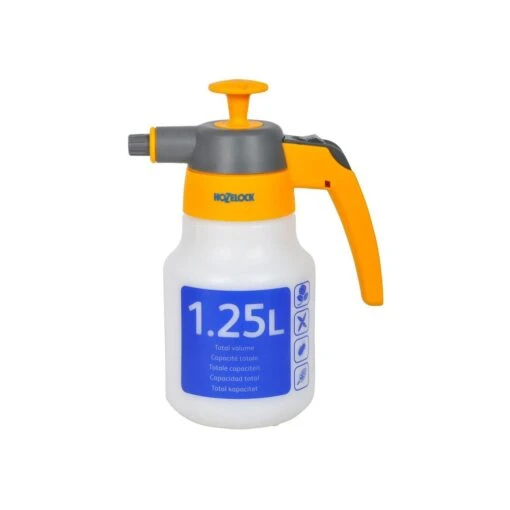 Hozelock 1.25L Spraymist Pressure Sprayer 4 Hozelock 1.25L Spraymist Pressure Sprayer -Outlet The Gardeny Store 5010646048682